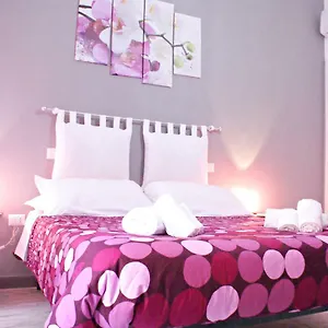 Like Family House 3* Roma